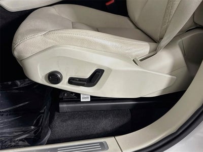 2025 Volvo XC90 Plug-In Hybrid Plus