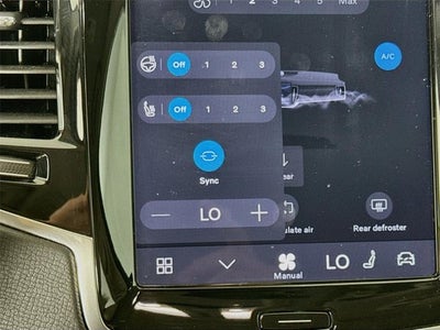 2025 Volvo XC90 Plug-In Hybrid Plus