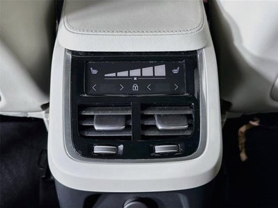 2025 Volvo XC90 Plug-In Hybrid Plus