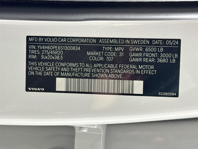 2025 Volvo XC90 Plug-In Hybrid Plus