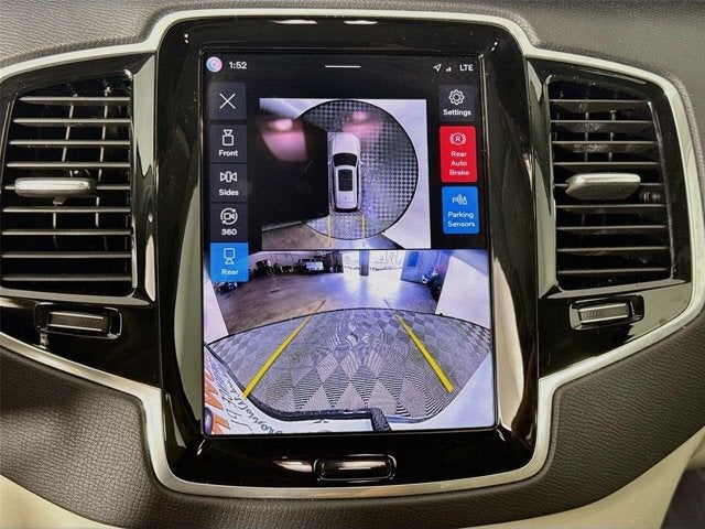 2025 Volvo XC90 Plug-In Hybrid Plus