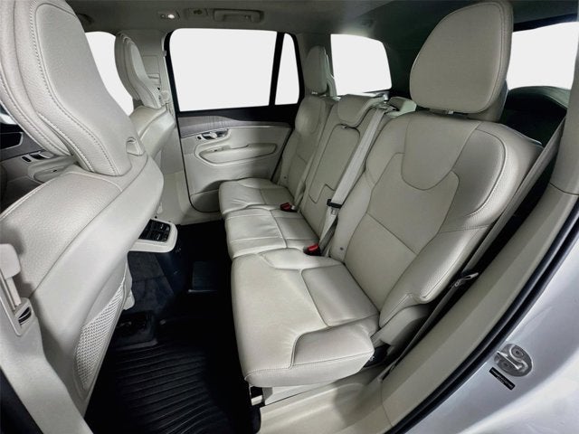 2025 Volvo XC90 Plug-In Hybrid Plus