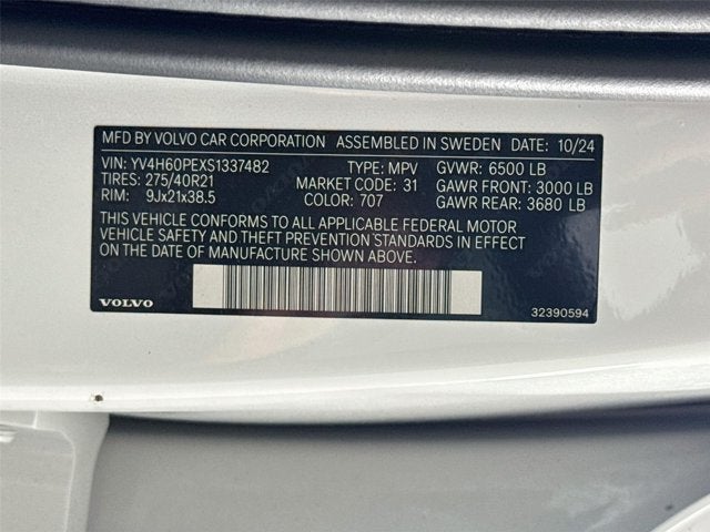 2025 Volvo XC90 Plug-In Hybrid Plus