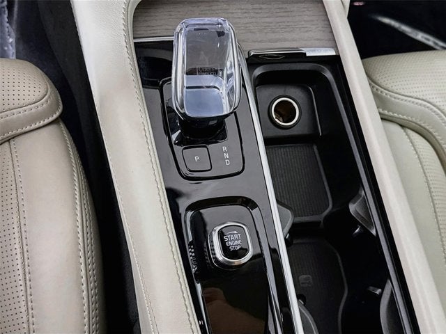 2025 Volvo XC90 Plug-In Hybrid Ultra