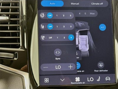 2025 Volvo XC90 Plug-In Hybrid Ultra