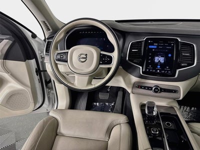 2025 Volvo XC90 Plug-In Hybrid Ultra