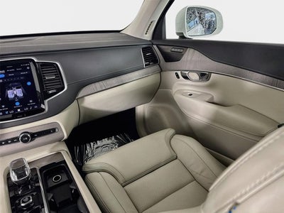2025 Volvo XC90 Plug-In Hybrid Ultra