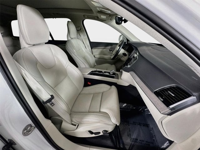 2025 Volvo XC90 Plug-In Hybrid Ultra