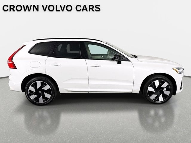2025 Volvo XC60 Plug-In Hybrid Plus