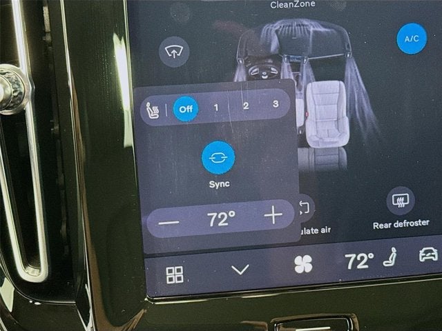 2023 Volvo XC40 Plus Dark Theme