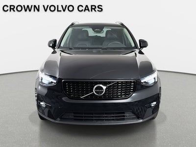 2023 Volvo XC40 Ultimate Dark Theme