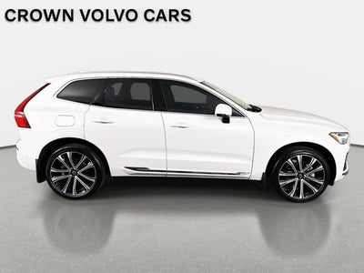 2023 Volvo XC60 Ultimate Bright Theme