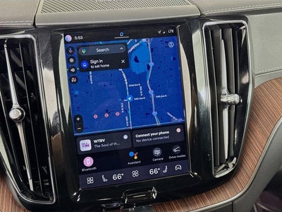 2023 Volvo XC60 Ultimate Bright Theme