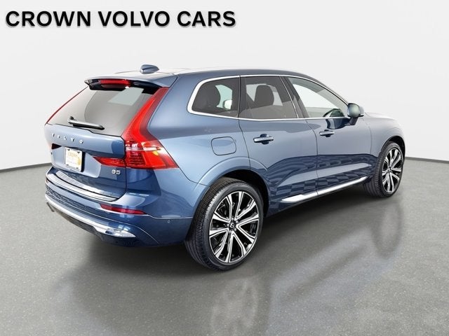 2023 Volvo XC60 Ultimate Bright Theme