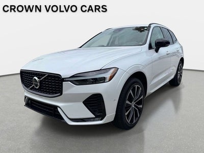 2023 Volvo XC60 Plus Dark Theme