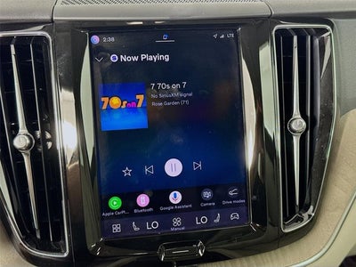 2023 Volvo XC60 Plus Dark Theme