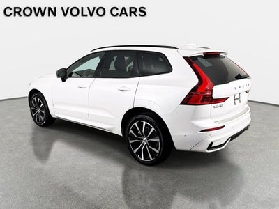 2023 Volvo XC60 Plus Dark Theme
