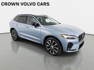 2023 Volvo XC60 Plus Dark Theme