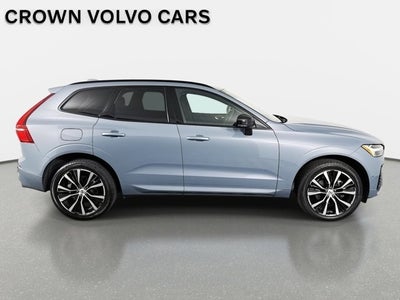 2023 Volvo XC60 Plus Dark Theme
