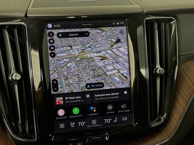 2023 Volvo XC60 Ultimate Bright Theme