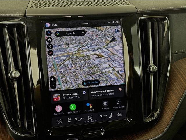 2023 Volvo XC60 Ultimate Bright Theme