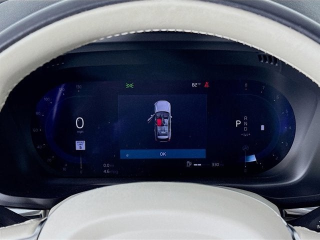 2023 Volvo XC60 Plus Bright Theme