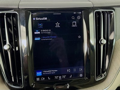 2023 Volvo XC60 Plus Bright Theme