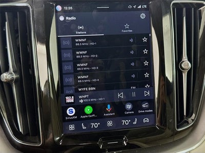 2024 Volvo XC60 Core Dark Theme