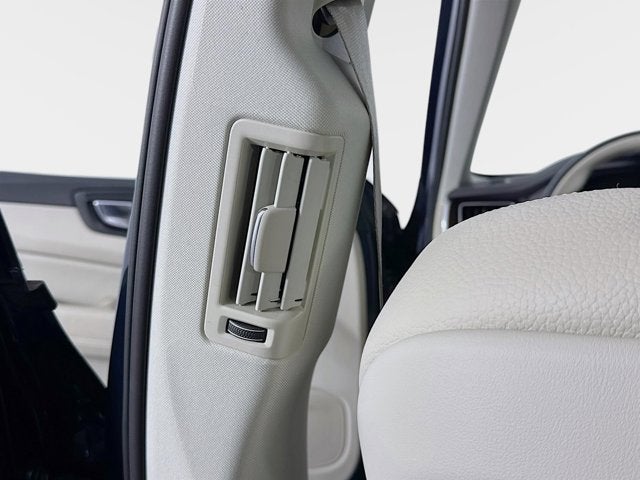 2022 Volvo XC60 Momentum