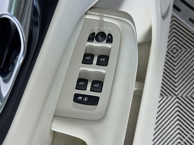 2022 Volvo XC60 Inscription