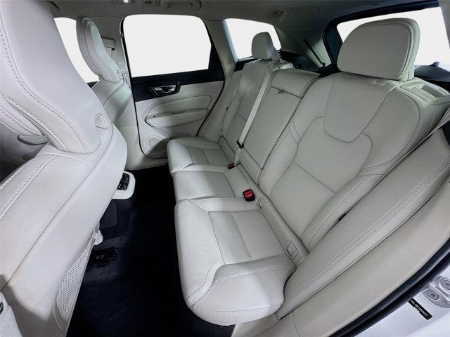 2022 Volvo XC60 Inscription