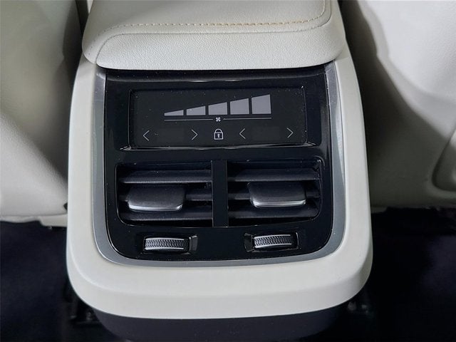 2022 Volvo XC60 Inscription