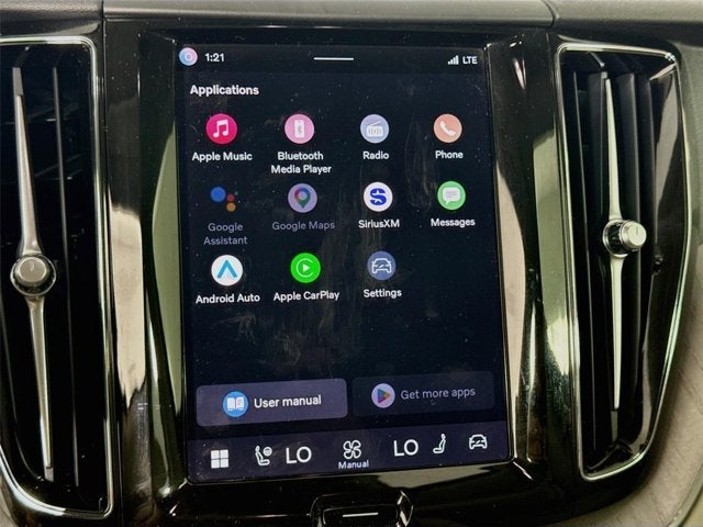 2024 Volvo XC60 Plus Dark Theme