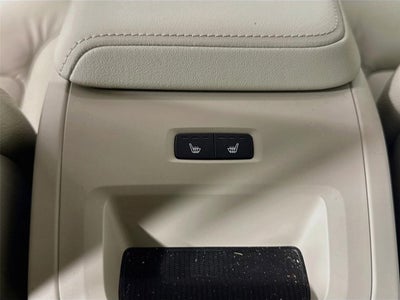 2024 Volvo XC60 Plus Dark Theme