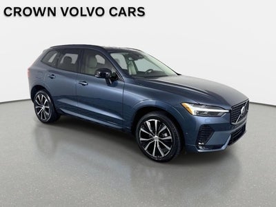 2024 Volvo XC60 Plus Dark Theme