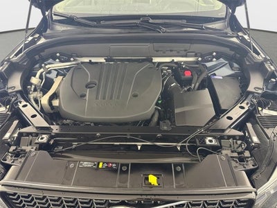 2024 Volvo XC60 Plus Dark Theme