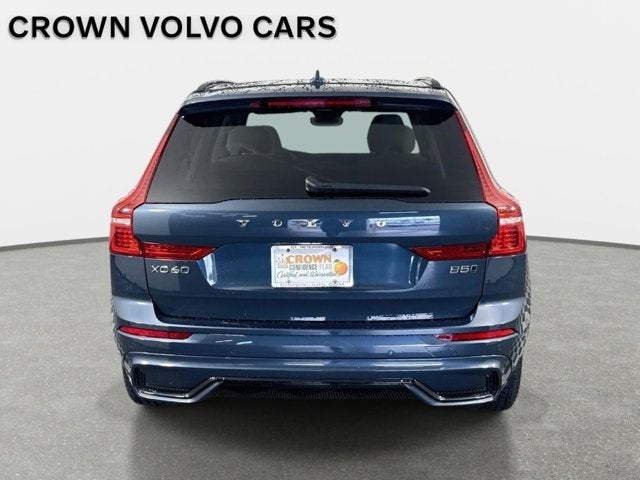 2024 Volvo XC60 Plus Dark Theme