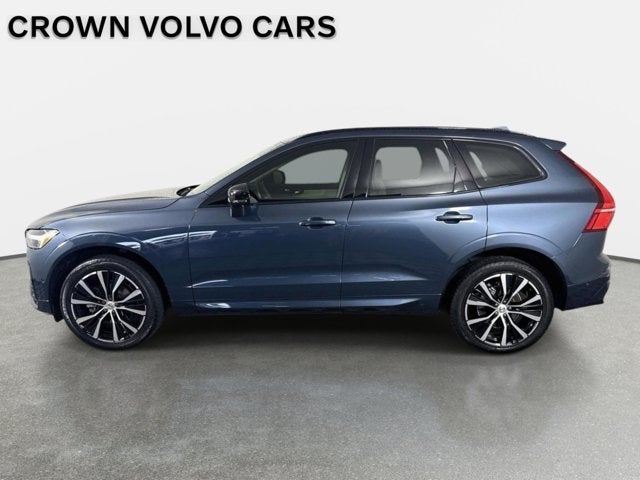 2024 Volvo XC60 Plus Dark Theme