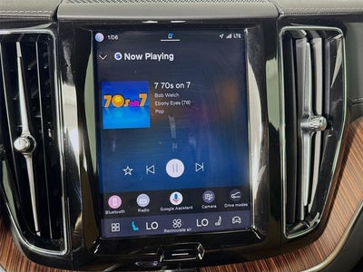 2024 Volvo XC60 Ultimate Dark Theme