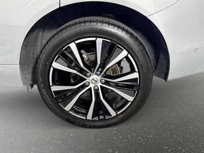 2024 Volvo XC60 Ultimate Dark Theme