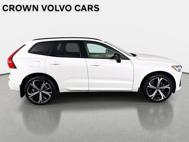 2024 Volvo XC60 Ultimate Dark Theme