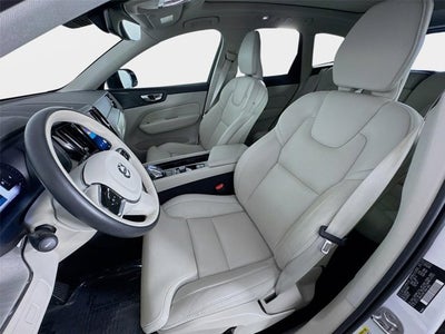 2024 Volvo XC60 Ultimate Dark Theme