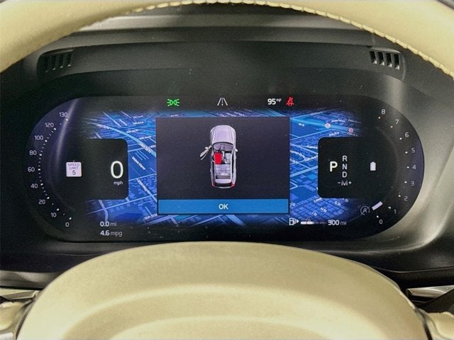 2023 Volvo XC60 Plus Bright Theme