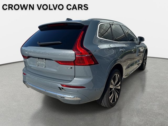 2023 Volvo XC60 Plus Bright Theme