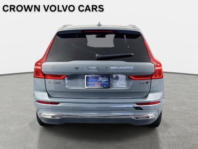 2023 Volvo XC60 Plus Bright Theme