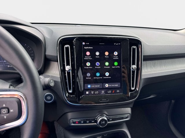 2026 Volvo XC40 Plus