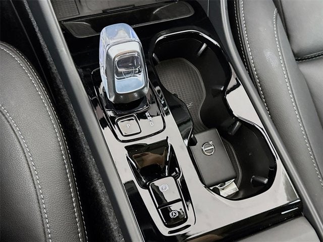2026 Volvo XC40 Plus