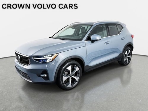 2023 Volvo XC40 Plus Bright Theme