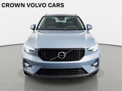 2023 Volvo XC40 Plus Bright Theme