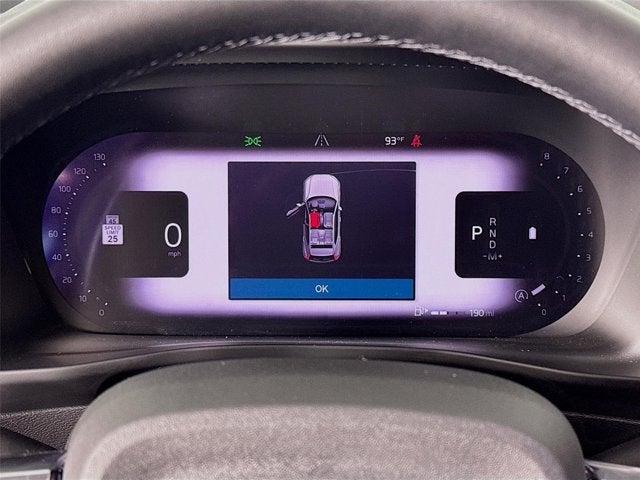 2024 Volvo XC40 Ultimate Bright Theme
